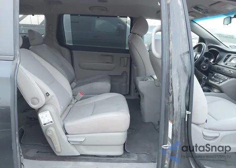 2016 Kia Sedona Lx из США, поврежденный, VIN KNDMB5C11G6091929
